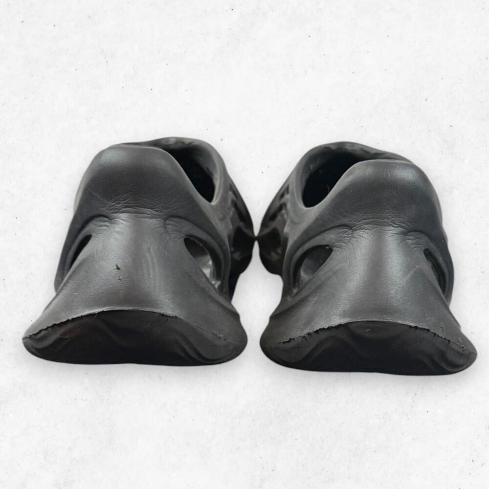 Cutout Foam Slip On Clogs Unisex Sneakers Onyx Black EUR 44 Men's 10 Lightweight - Picture 8 of 9